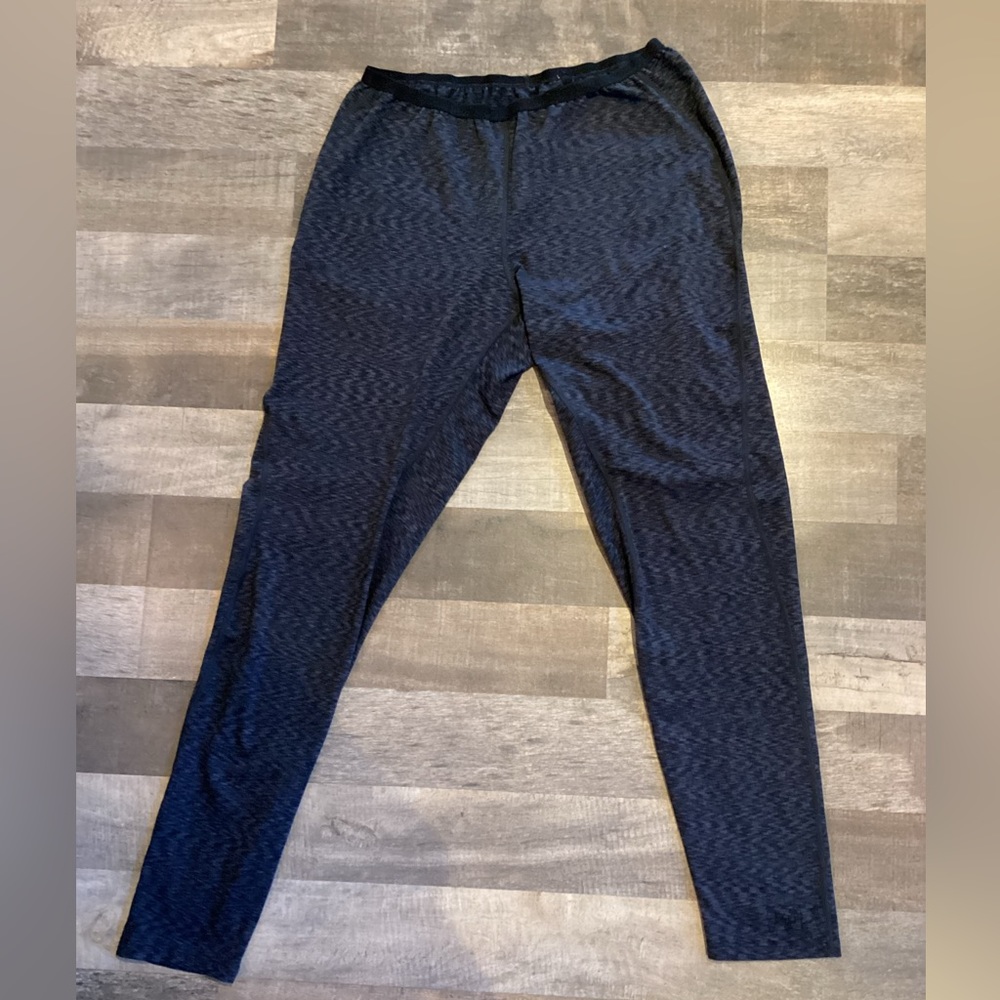 REI Base Layer Leggings size L